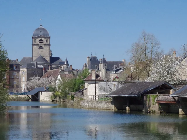 Vue sur Alençon et les bords de Sarthe