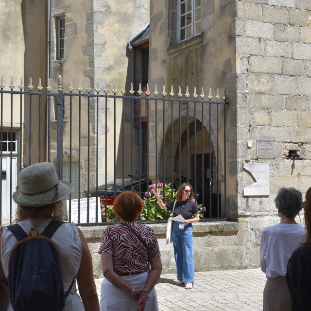 Visite Guidee La Belle Discrete