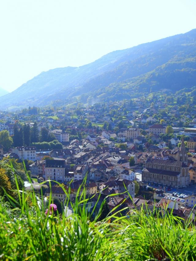 vues-allevard-depuis-route-collet-2-mairie-dallevard-les-bains.jpg