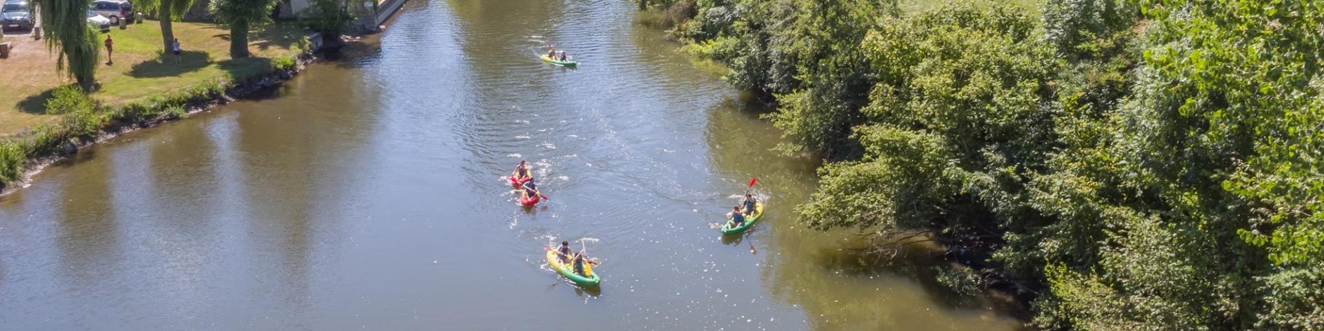 Canoeing on the Sarthe River at Fresnay-sur-Sarthe