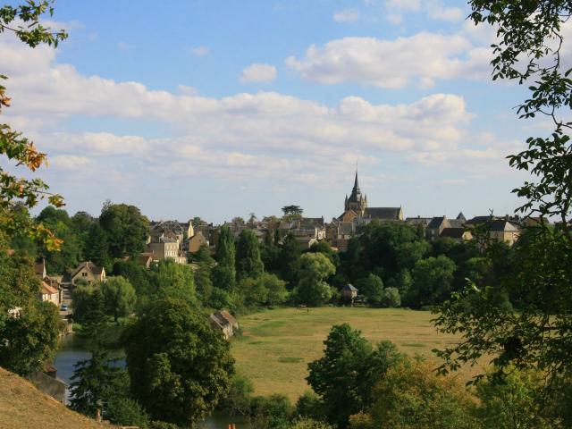 View of Fresnay-sur-Sarthe from Coteau des Vignes