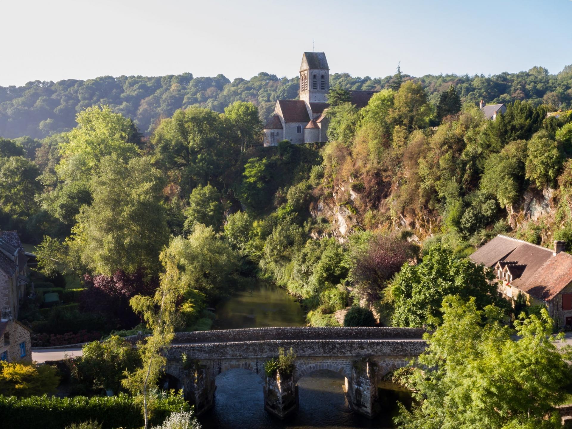 circuit-touristique-travers-les-alpes-mancelles-office-de-tourisme