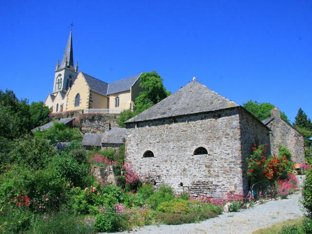 L'Église Saint-Paul de Saint-Paul-le-Gaultier