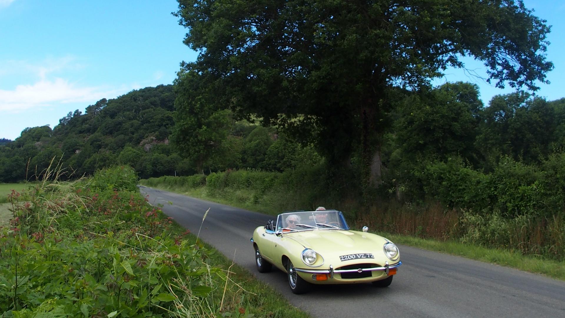 Driving in the Alpes Mancelles