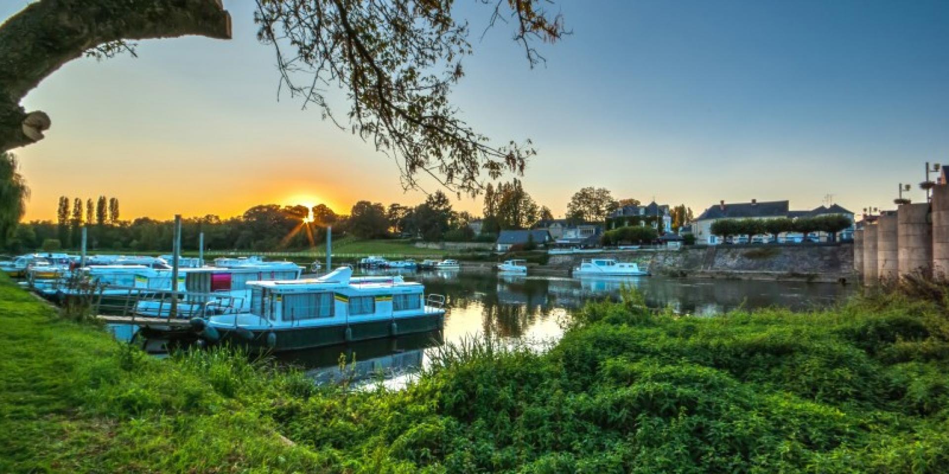 À chacun sa croisière Office de Tourisme de l'Anjou Bleu