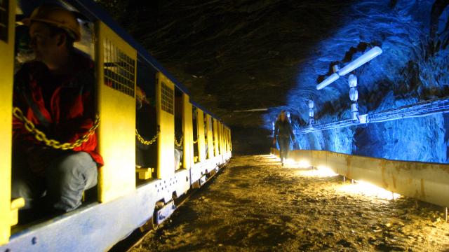 Le petit train, La Mine Bleue