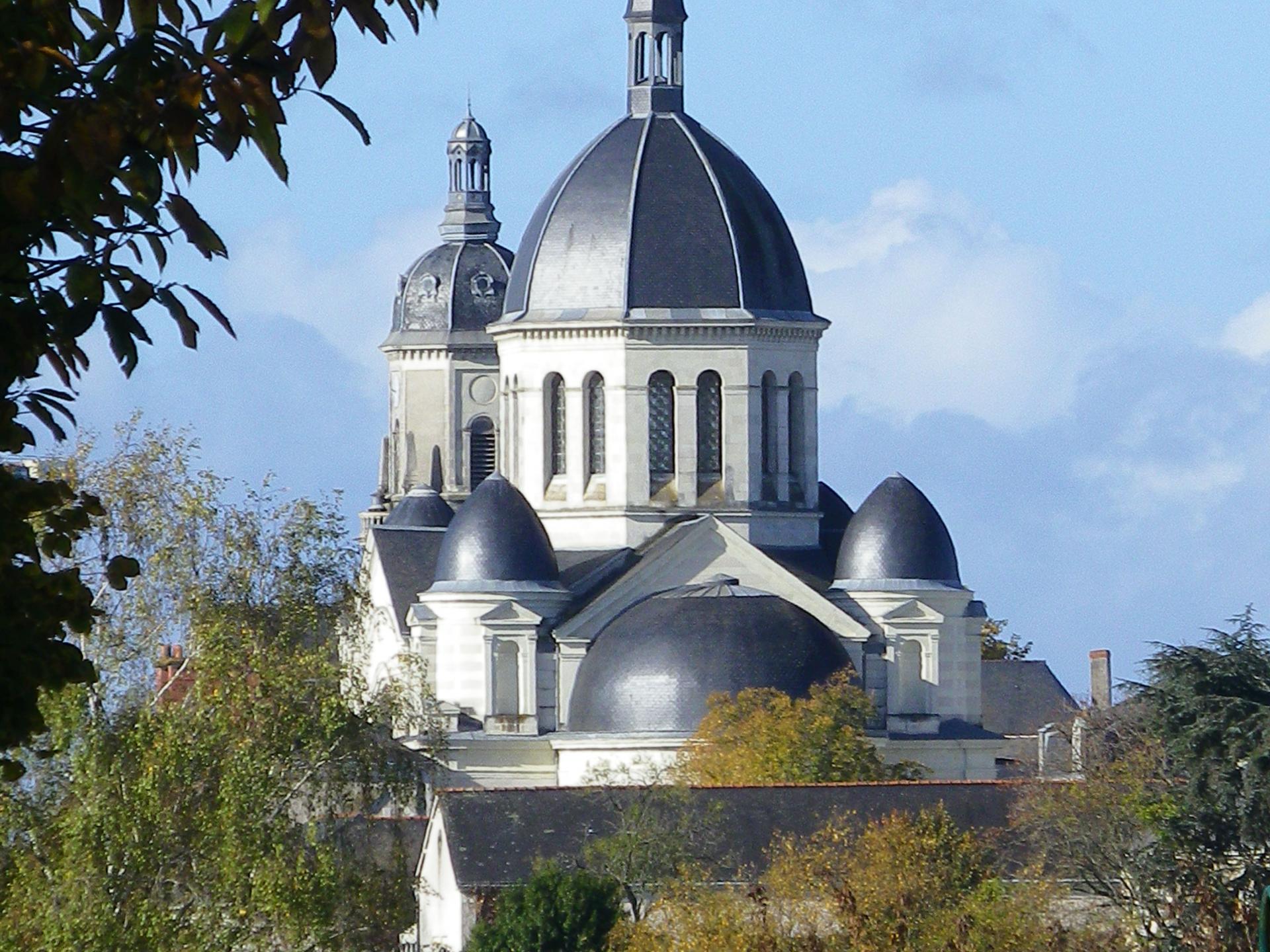 Les églises remarquables Office de Tourisme de l'Anjou Bleu