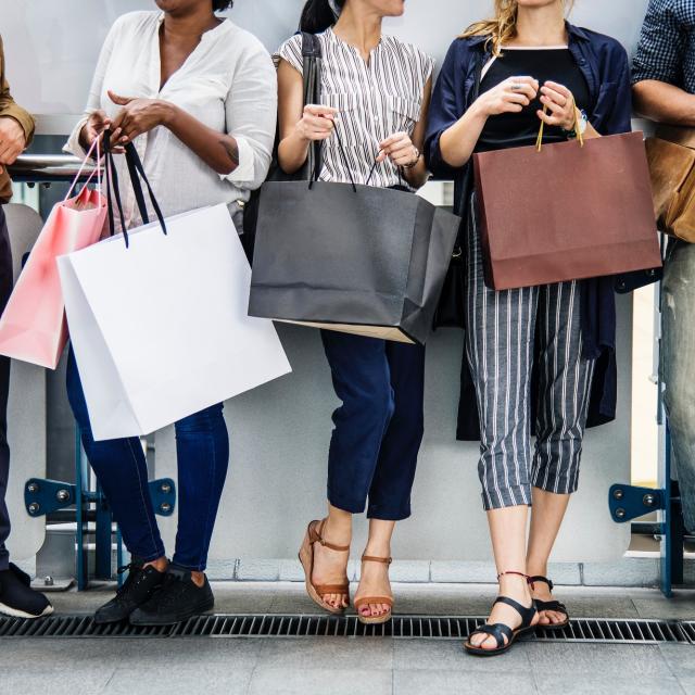Black Friday Fashion Friends 1345082