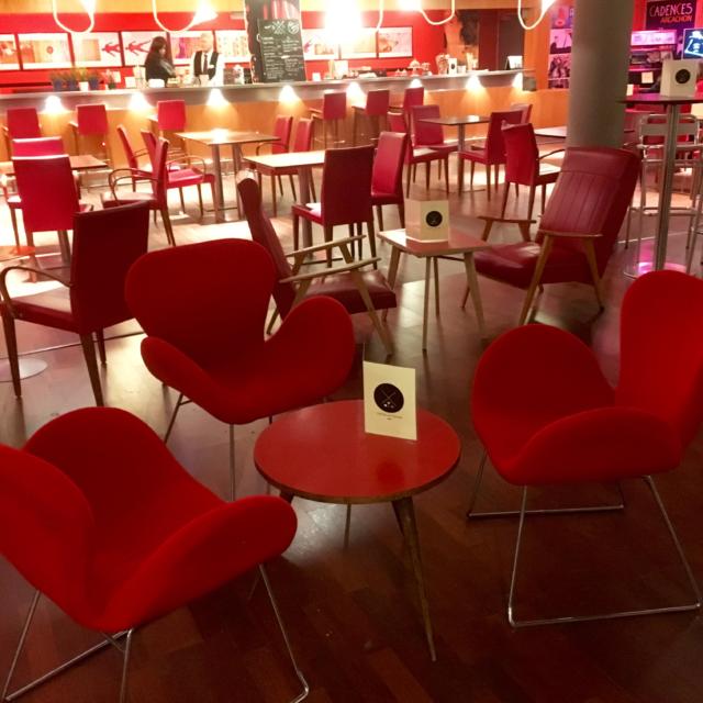 Bar 4