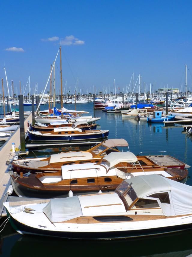 Bateaux Plaisance Port