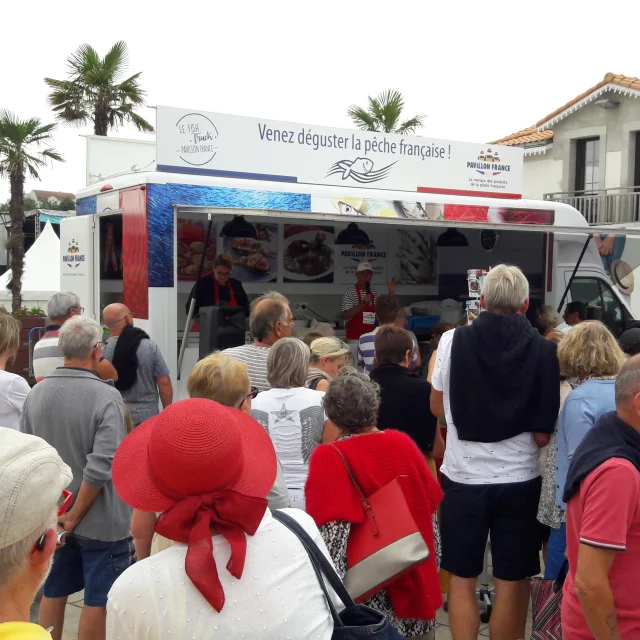Port Asn Fishtruck