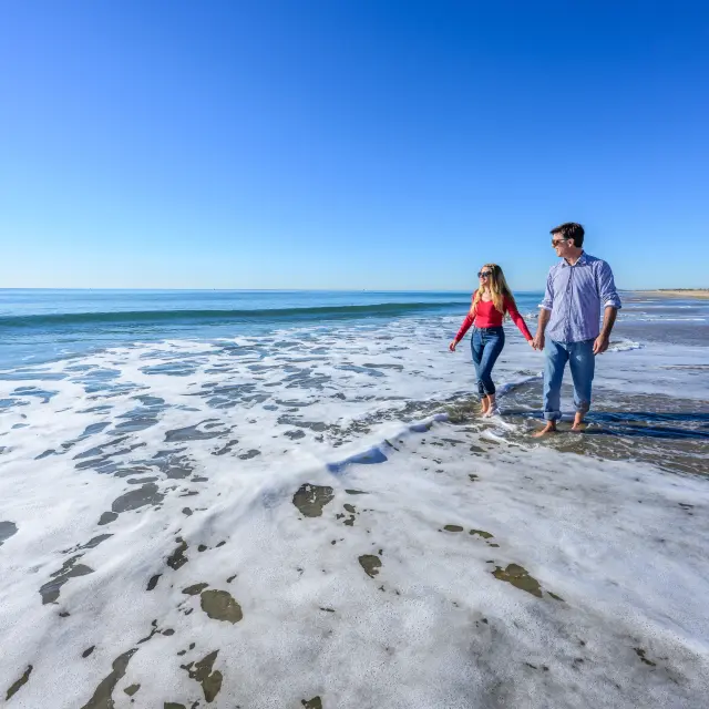 Plage du lido, bonheur, pieds dans l'eau