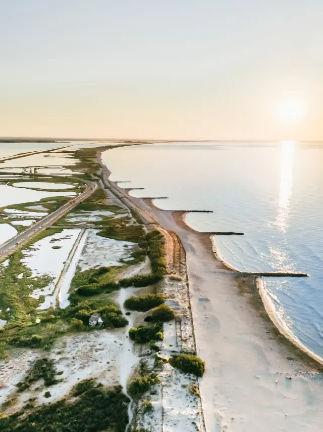 Frontignan au lever de soleil