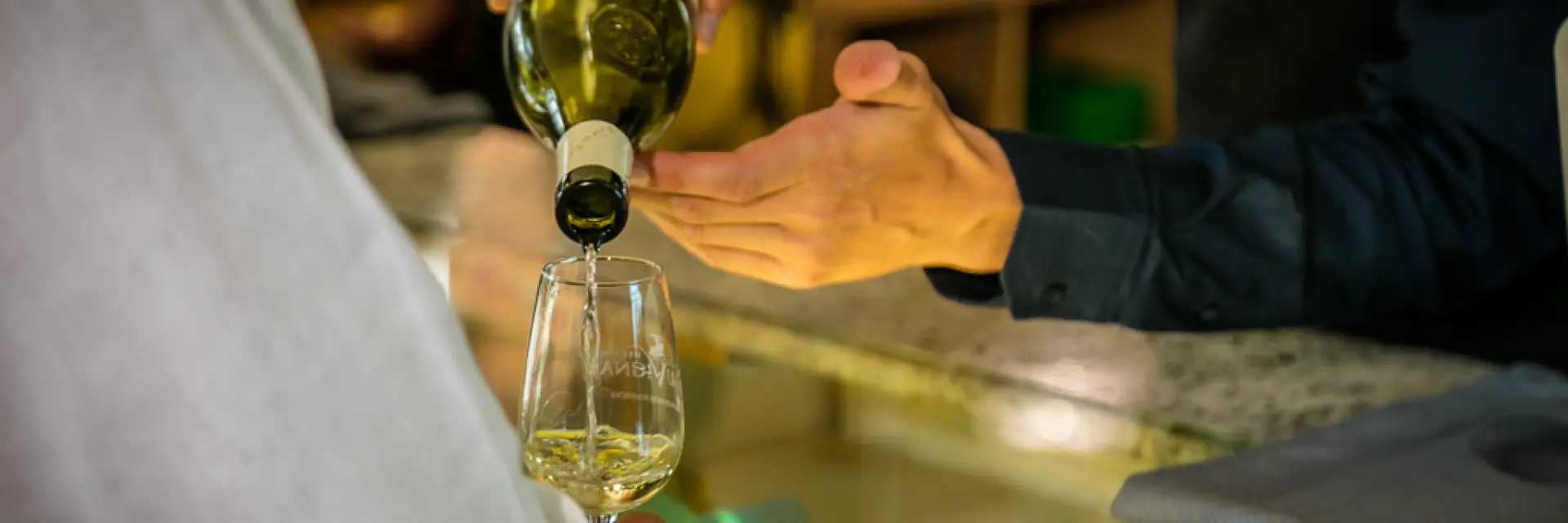 caveau de dégustation et vente de vin à Mèze
