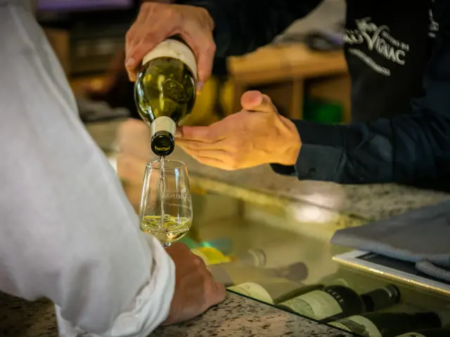 caveau de dégustation et vente de vin à Mèze