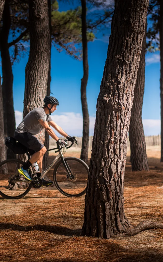 . Photography by Stephane Ferrer Yulianti. . Photographie de Stephane Ferrer Yulianti.