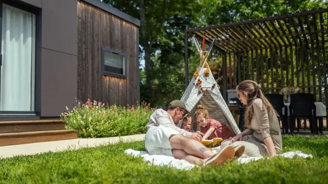 Camping Argelestourisme Hugo Martin 98792