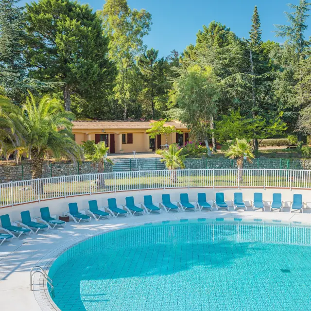 Argeles Piscine 3 Y. Chevojon Cession 2032 Hd