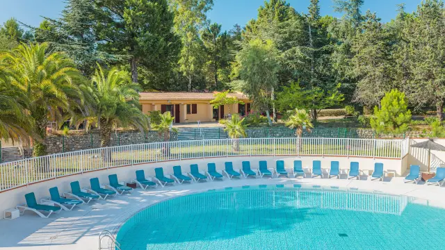 Argeles Piscine 3 Y. Chevojon Cession 2032 Hd 1