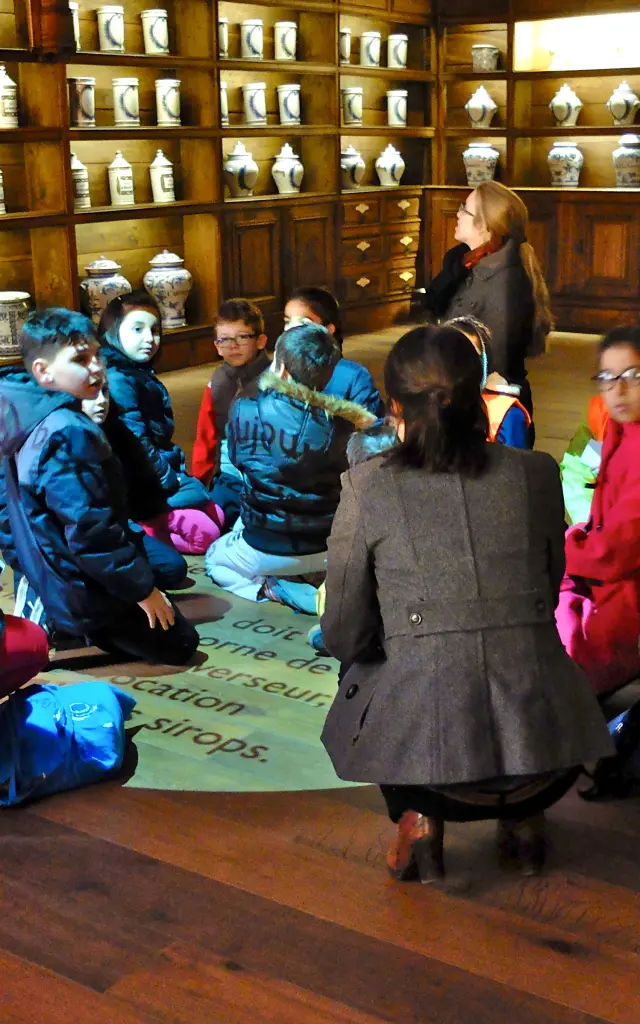 Visite à la lampe torche