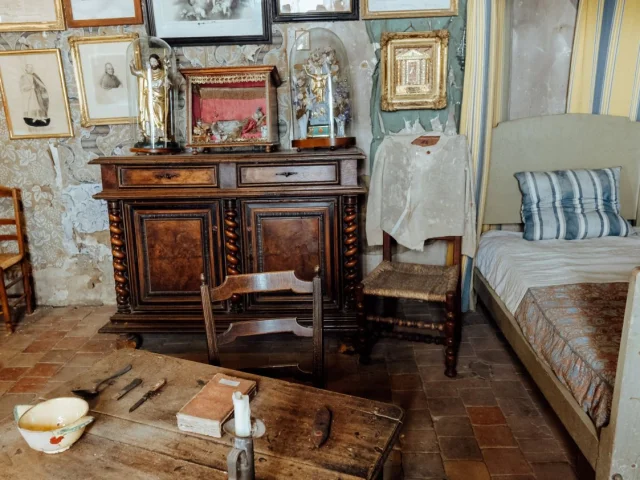 intérieur de la maison du saint curé