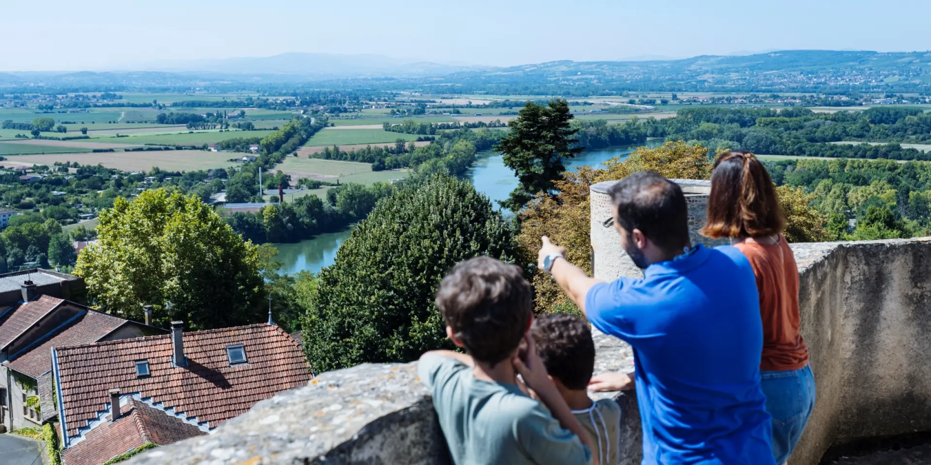 Panorama depuis la tour du Château-fort de Trévoux