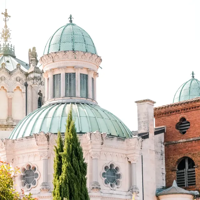 Basilique Saint-Sixte à Ars-sur-Formans