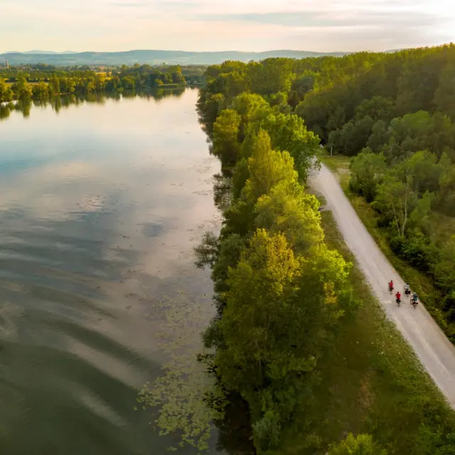 Balade en bateau sur la Saône et à vélo sur La Voie Bleue