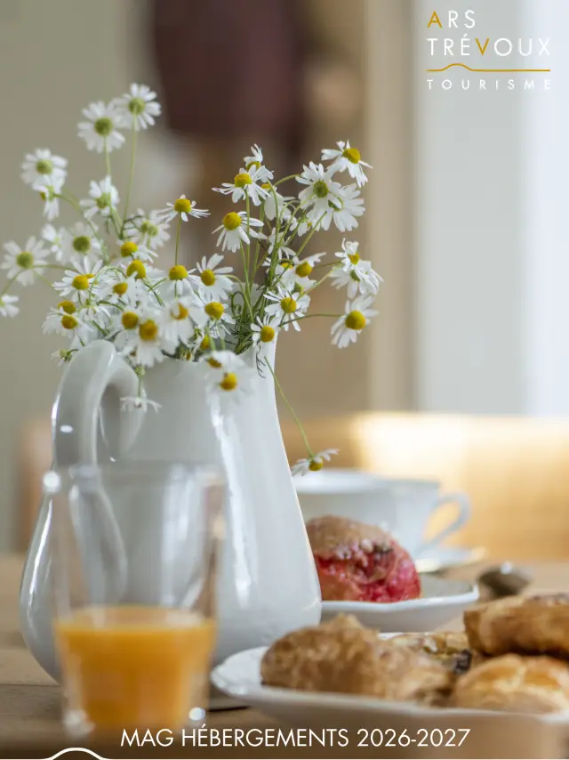 Petit-déjeuner gourmand dans un gite à Ars Trévoux