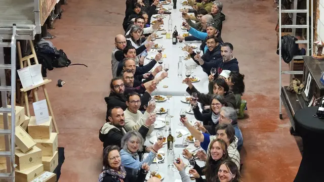 20260312 134335 1 Artiste 1 Vin Rotated