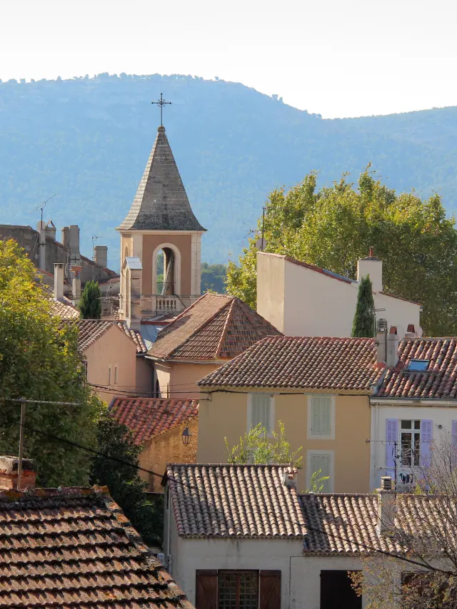 La Treille Village Clocher Oti Aubagne