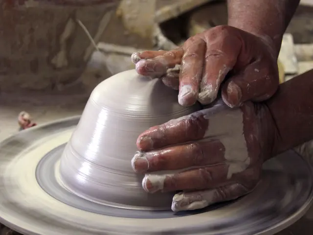 Tour Argile Poterie Ravel Aubagne Oti Aubagne