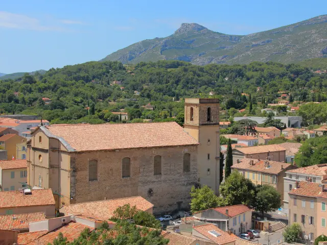 Eglise Collines Roquevaire Oti Aubagne