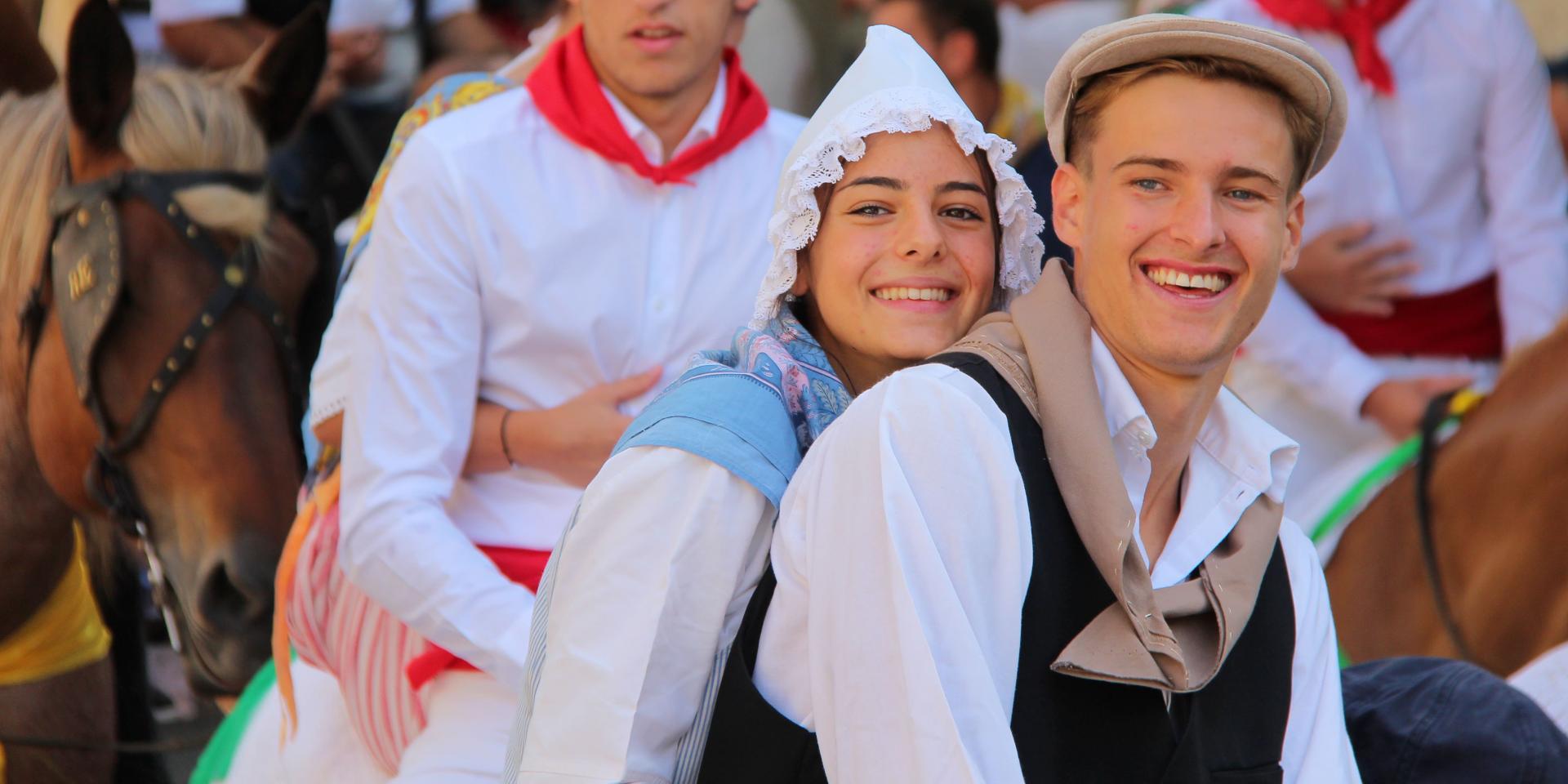 Costumes Cavalcade Lascours Oti Aubagne