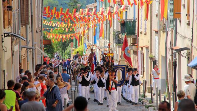 Fifre Cavalcade Tradition Provence Cuges Les Pins