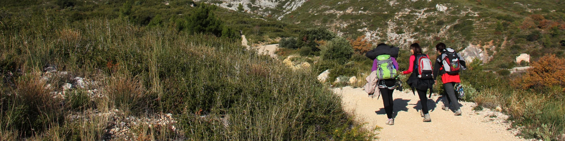 Randonneurs Sentier Massif Garlaban Oti Aubagne