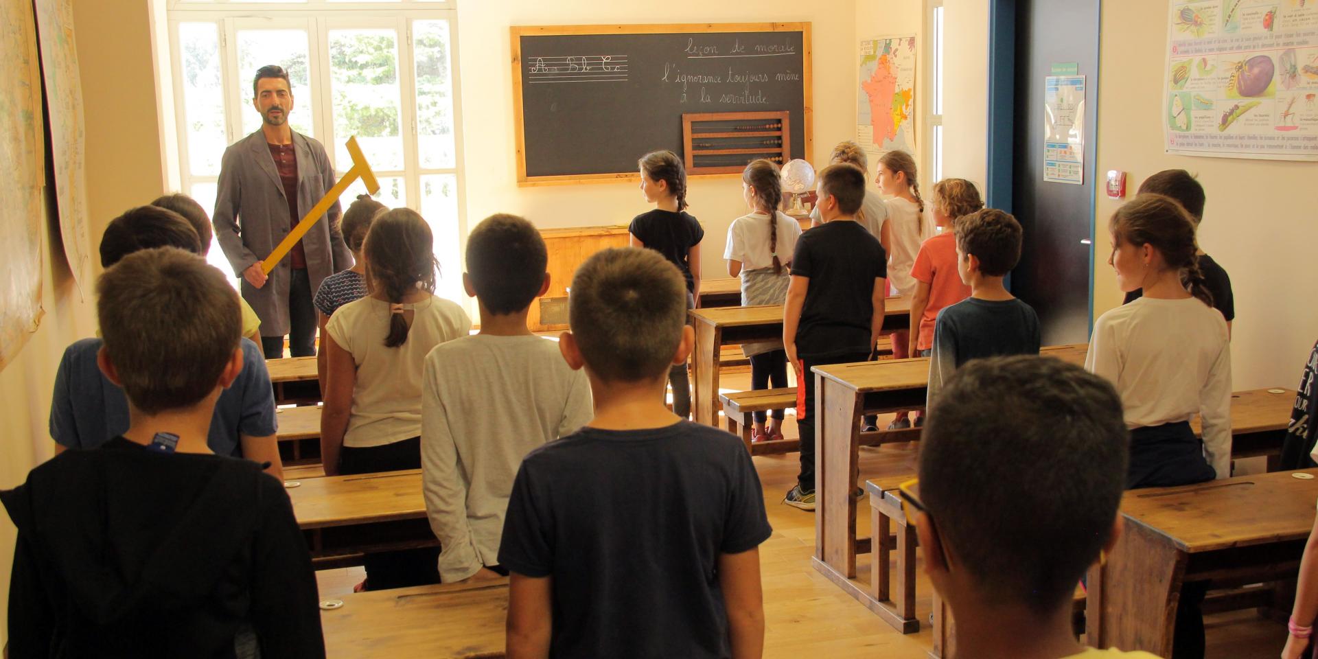 Scolaires Enfants Animation Classe Ancienne Dictee Pagnol Chateau Buzine Oti Aubagne