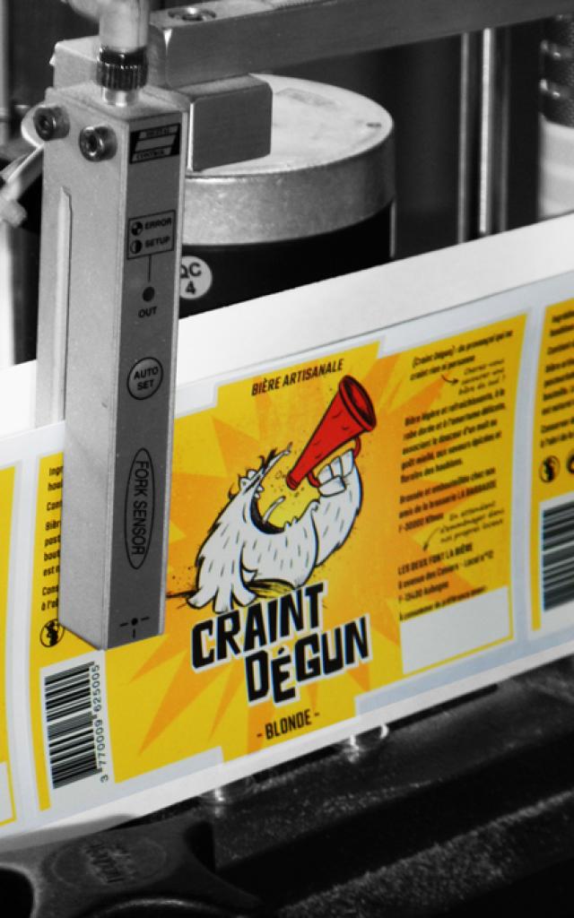 les-deux-font-la-biere-etiqueteuse-producteur-pays-daubagne.jpg