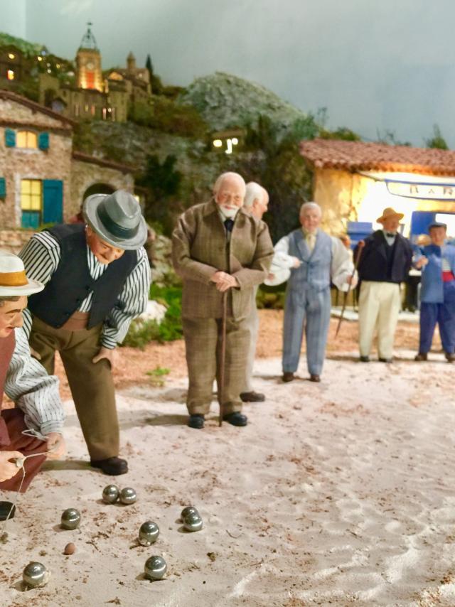 Partie de boules santons