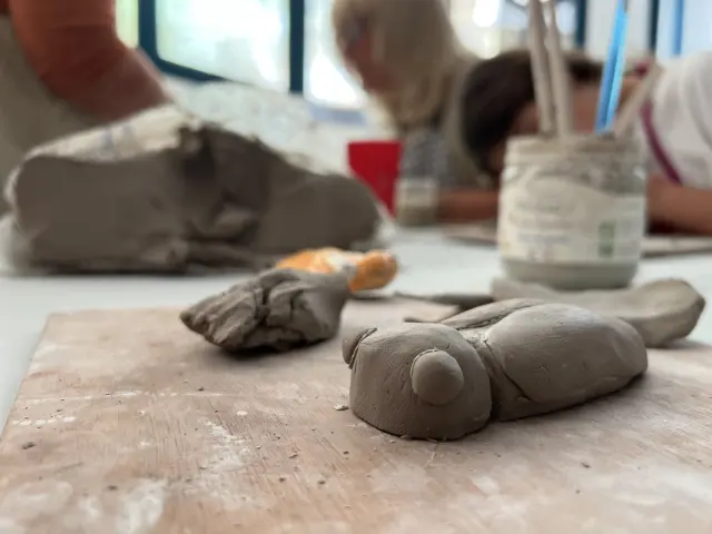 Cigale de l'Atelier souvenir d'Argile