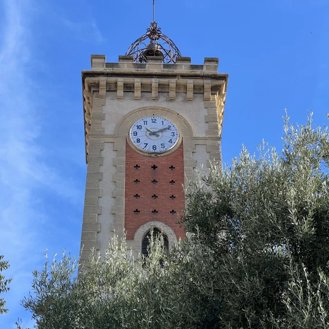 Tour De L horloge à aubagne