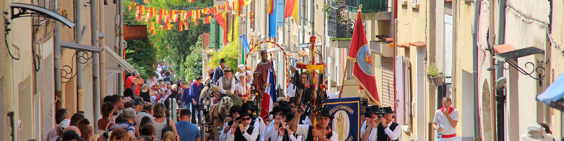 Cavalcade à Cuges Les Pins