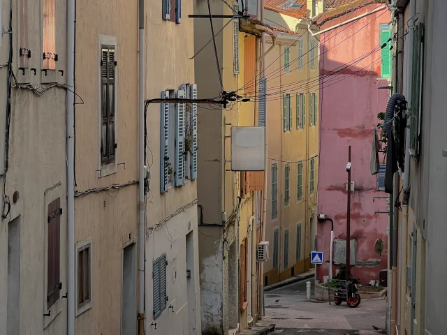 Ruelle colorée d'aubagne