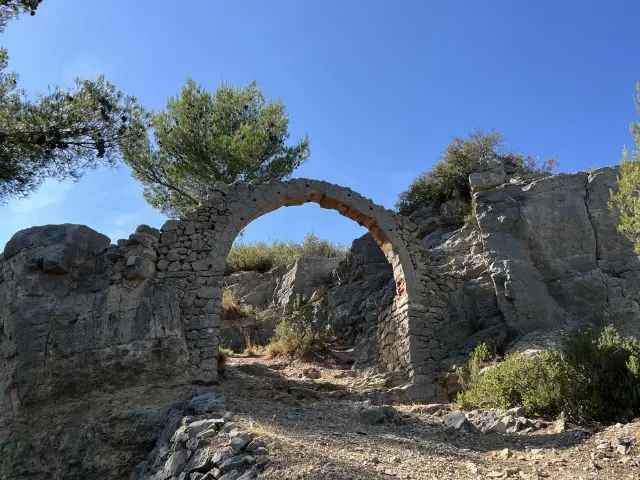 Aubignane Jlo Oti Pays D Aubagne 13