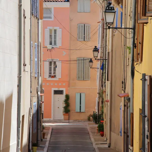 Saintzacharie Jpvallorani003