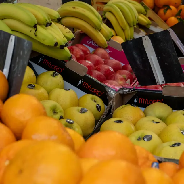 Fruits Marche Jlo Oti Pays D Aubagne 1 1