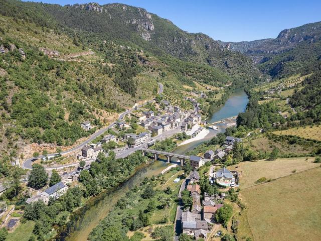 Village des Vignes in the Gorges du Tarn