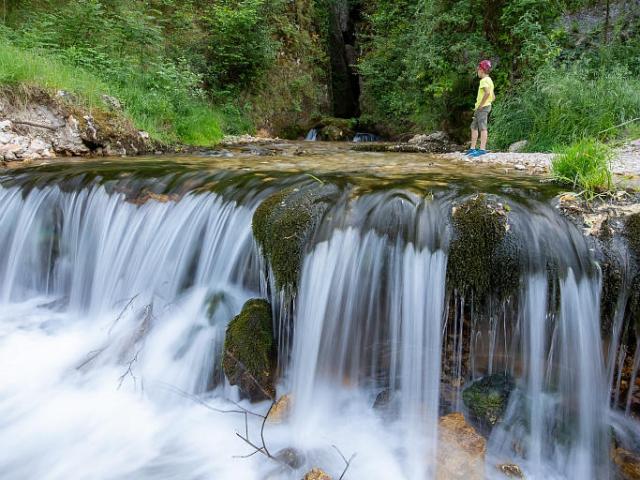 Résurgence de Castelbouc, dans les Gorges du Tarn