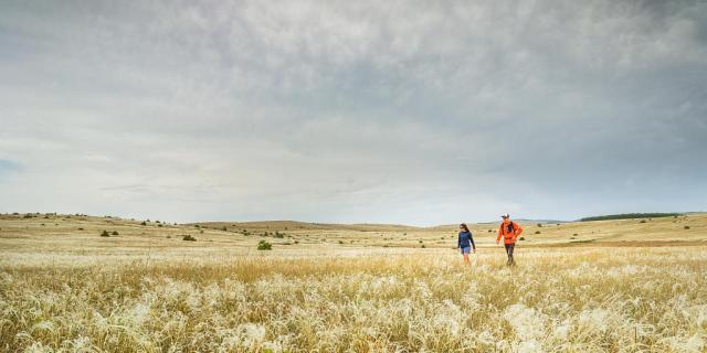 A couple on the Causse in the fields