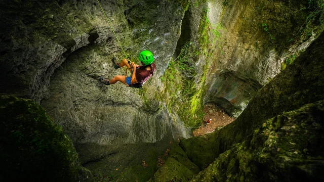 Abseiling down the Pas de Soucy dry canyon in the Gorges du Tarn